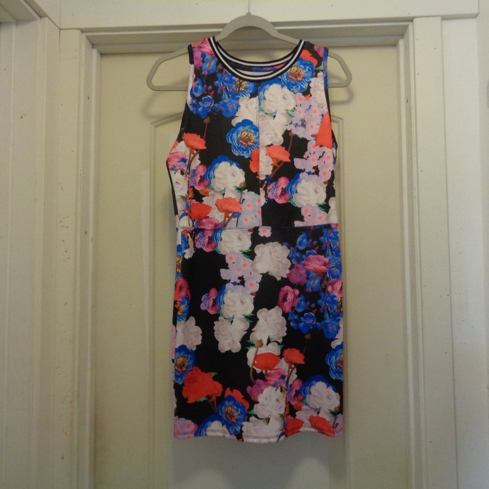 CLASSIC BOHO GIRL BONGO DRESS M